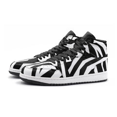 Sleek Black and White Design Unisex Sneaker TR